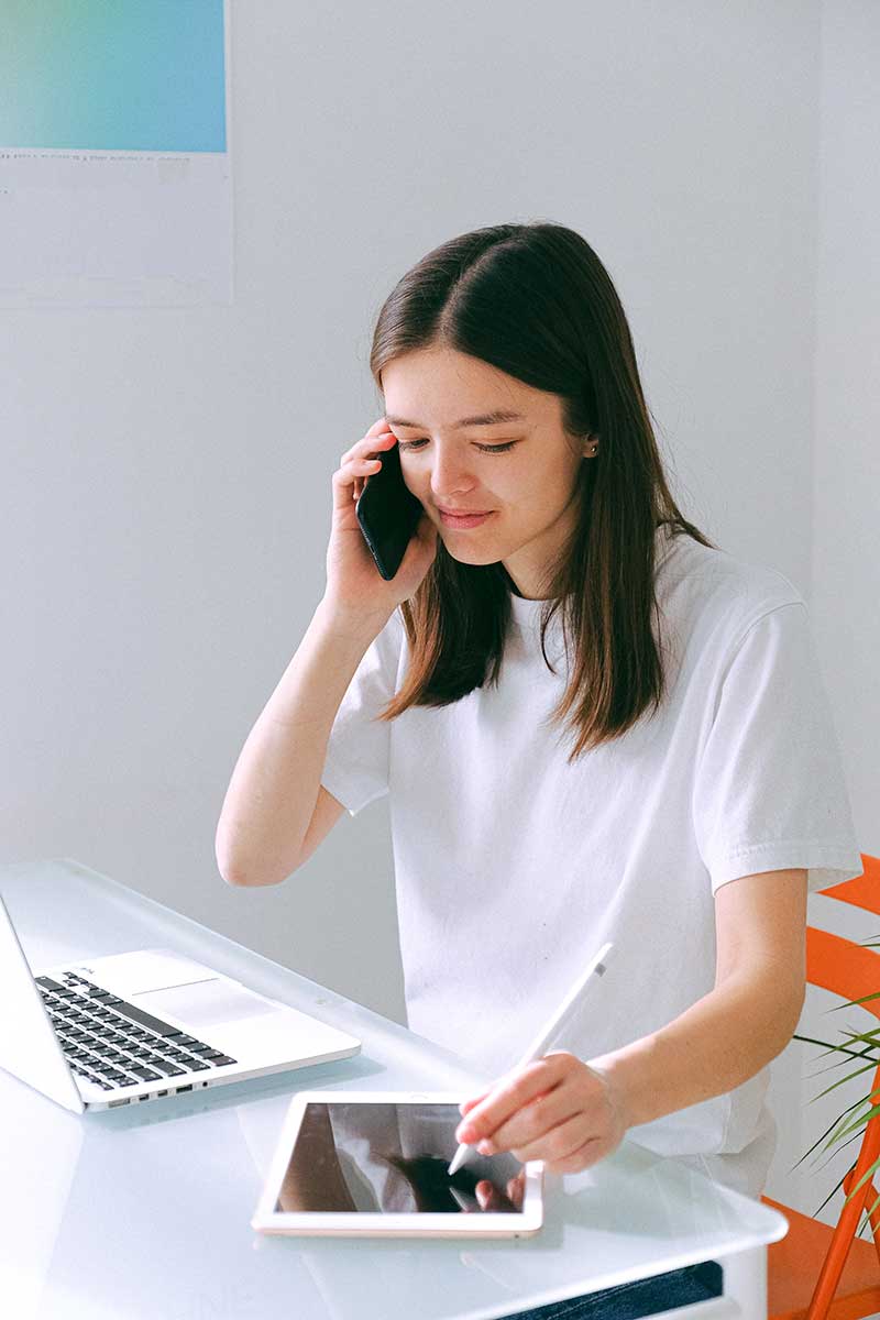 customer-service-2